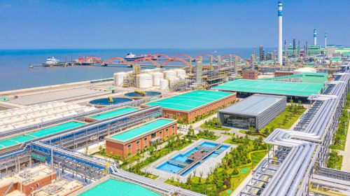 恒力（大連長興島）產業園 鑄就全球領先的煉化一體化產業高地